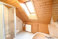 Duschbad/WC DG