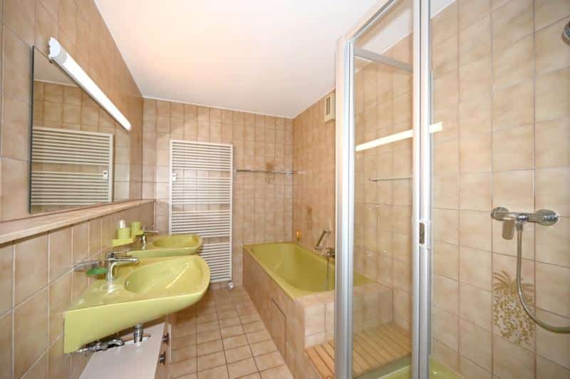 Badezimmer - WOHNEN MIT WOHLFÜHLCHARAKTER UND VIEL PLATZ