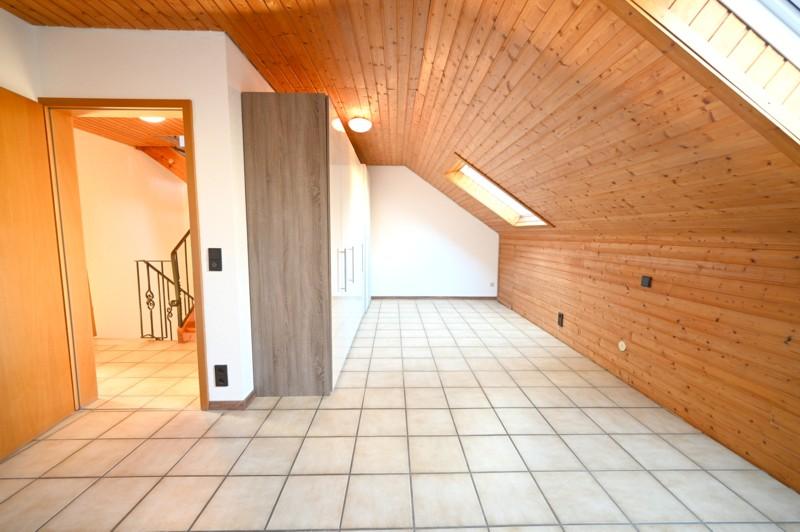 Kinderzimmer DG - KOMFORTABLES REIHENHAUS MIT XXL-GARAGE