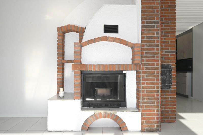 Offener Kamin - KOMFORTABLES REIHENHAUS MIT XXL-GARAGE