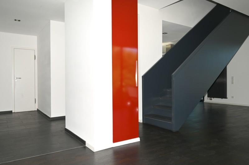 Treppe ins Obergeschoss