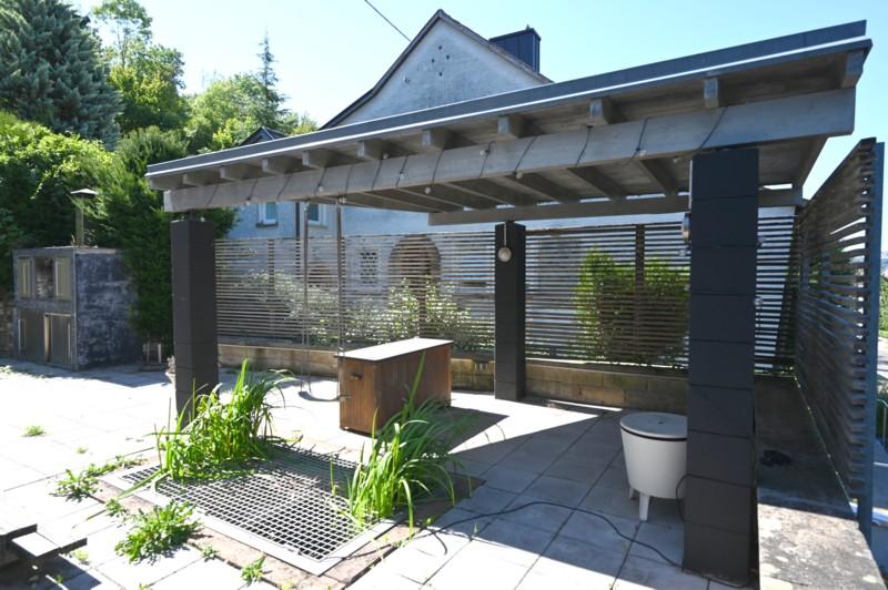 Südterrasse mit Pergola
