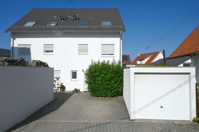 Hausansicht Eingangsbereich - VIEL, VIEL PLATZ FÜR DIE GANZE FAMILIE