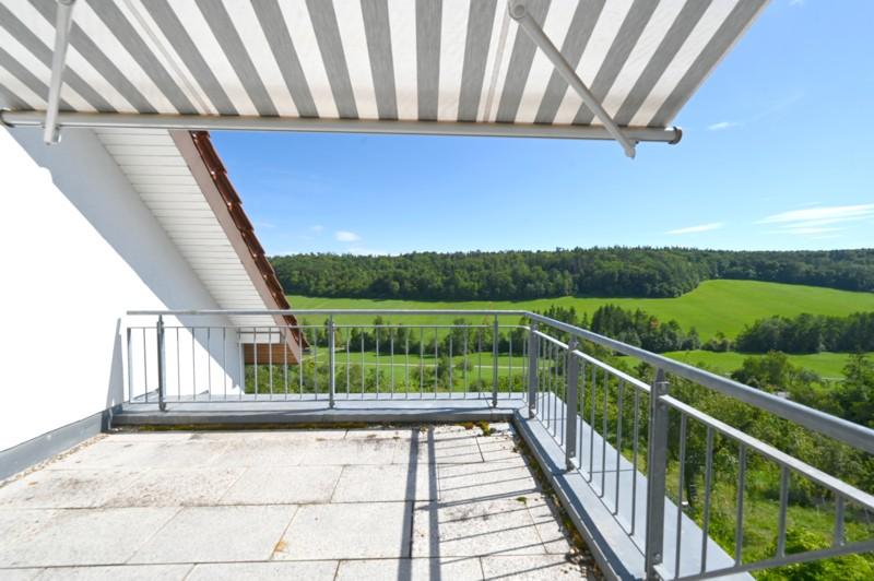 Dachterrasse DG - WOHNEN & INVESTIEREN AM NATURPARK SCHÖNBUCH-3-FAMILIENHAUS MIT ANBAU 1-FAMILIENHAUS