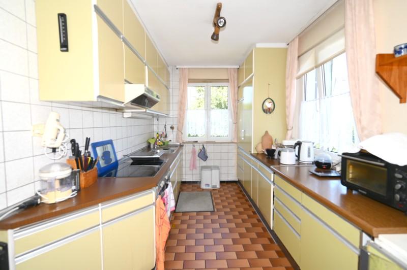 Küche OG - WOHNEN & INVESTIEREN AM NATURPARK SCHÖNBUCH-3-FAMILIENHAUS MIT ANBAU 1-FAMILIENHAUS