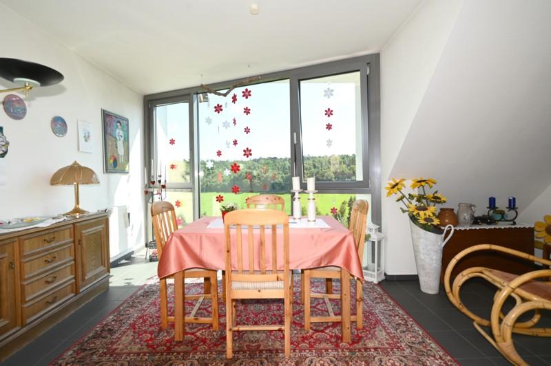 Esszimmer OG - WOHNEN & INVESTIEREN AM NATURPARK SCHÖNBUCH-3-FAMILIENHAUS MIT ANBAU 1-FAMILIENHAUS