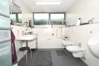 Badezimmer/WC EG