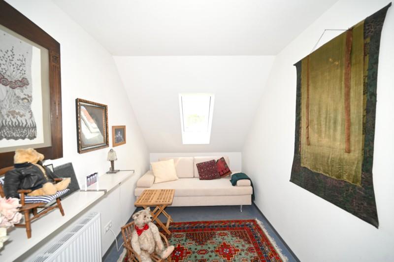 Zimmer 3-Abstellraum DG - WOHNEN & INVESTIEREN AM NATURPARK SCHÖNBUCH-3-FAMILIENHAUS MIT ANBAU 1-FAMILIENHAUS