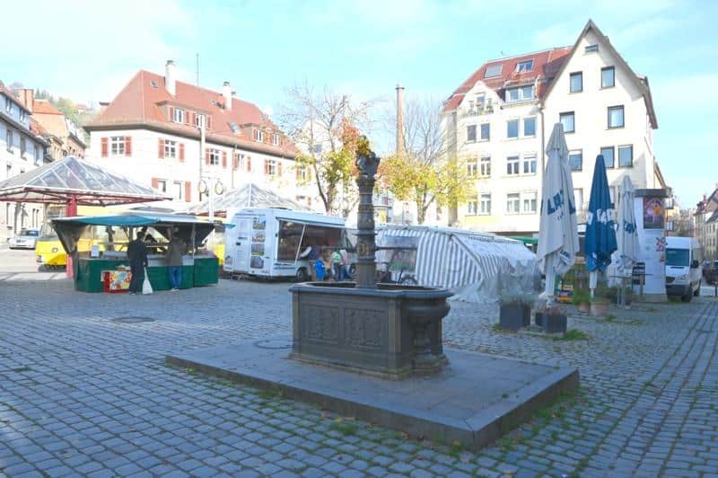 Wochenmarkt am Bihlplatz - IDEAL FÜR KAPITALANLEGER UND EIGENNUTZER