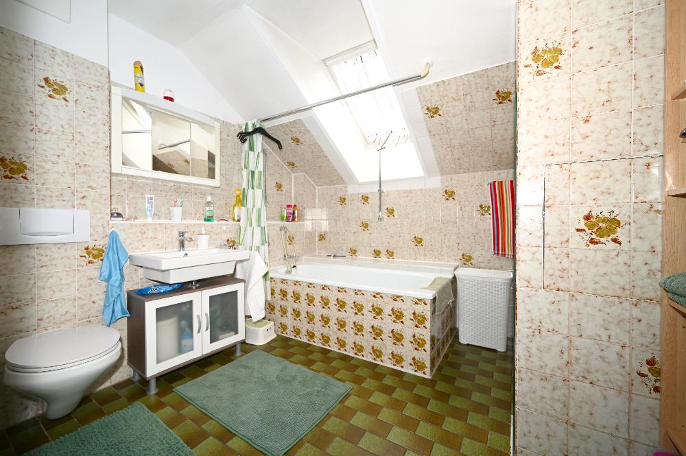 Badezimmer/WC DG