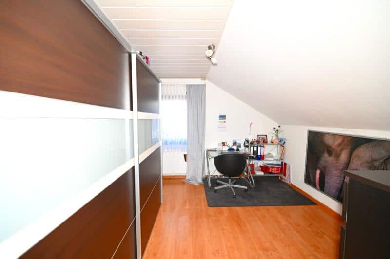 Zimmer DG - ZWEI GENERATIONEN UNTER EINEM DACH