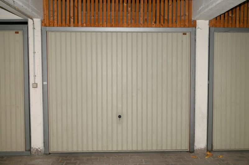 Tiefgaragen-Box - IDEAL FÜR PAARE/SINGLES